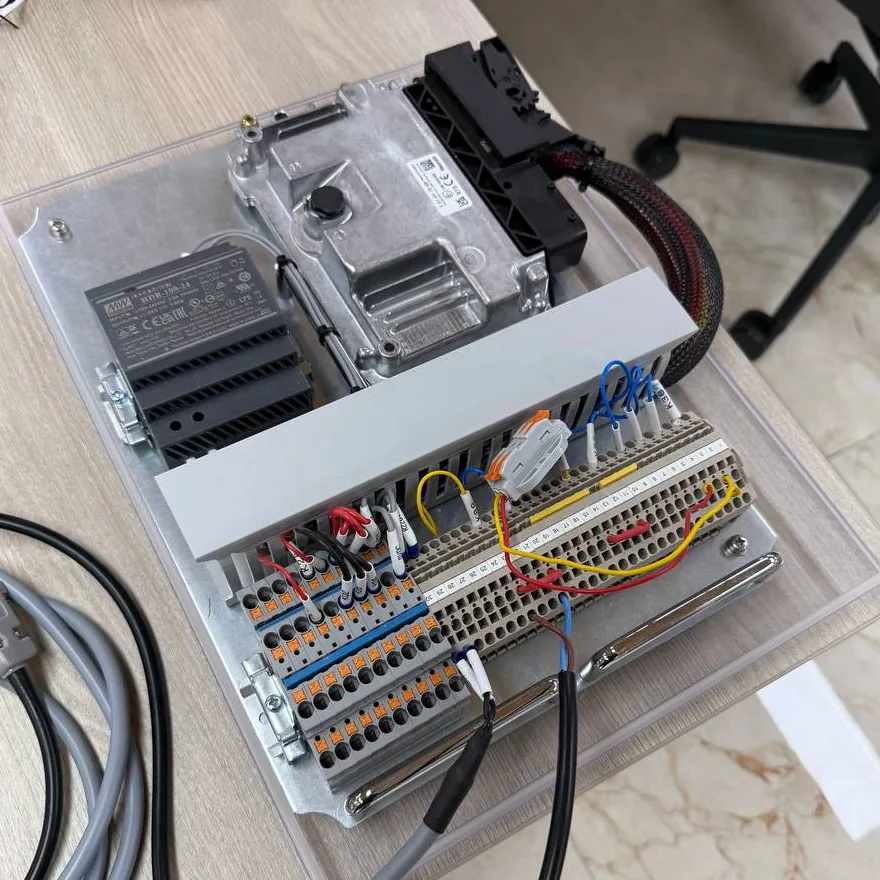 BODAS RC 컨트롤러 벤치 테스트 플레이트 — 전원·단자대 결선
